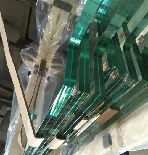 SGP -laminert glassrekkverk