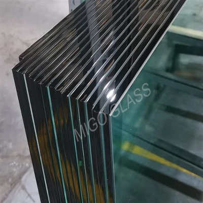 Dusjdørglassinstallasjon